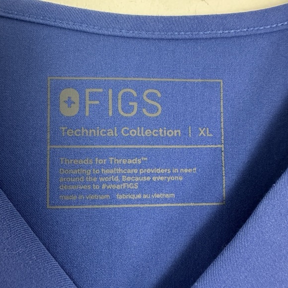 Figs Scrub Top Size Men's XL Blue Leon Two-Pocket Top Short Sleeve - Picture 2 of 7